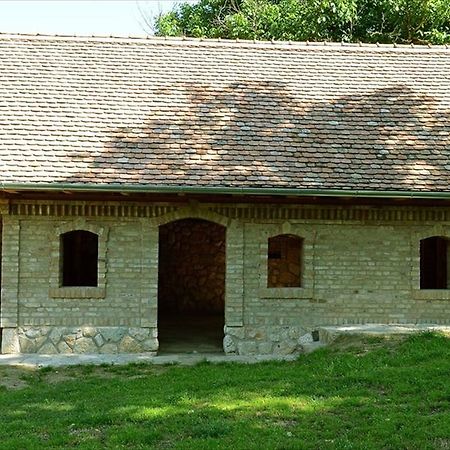 فندق Zengoalja Vendeghaz Erzsébet المظهر الخارجي الصورة